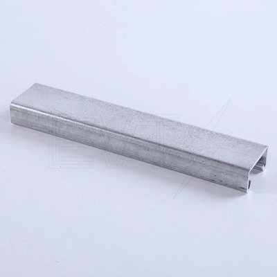 Precision Hardware Produkte Zinkplattiert C-Purlin C-Kanal in Fabriken hergestellt