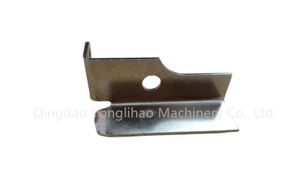 Befestigung von OEM-CNC-Hardware-Komponenten mit Stempeltürstruktur in Aluminiumlegierung