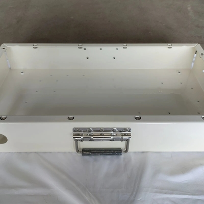 Stempeln von Aluminium-Eisen-Edelstahlteilen für CNC-Laserschneiden, Biegen und Schweißen